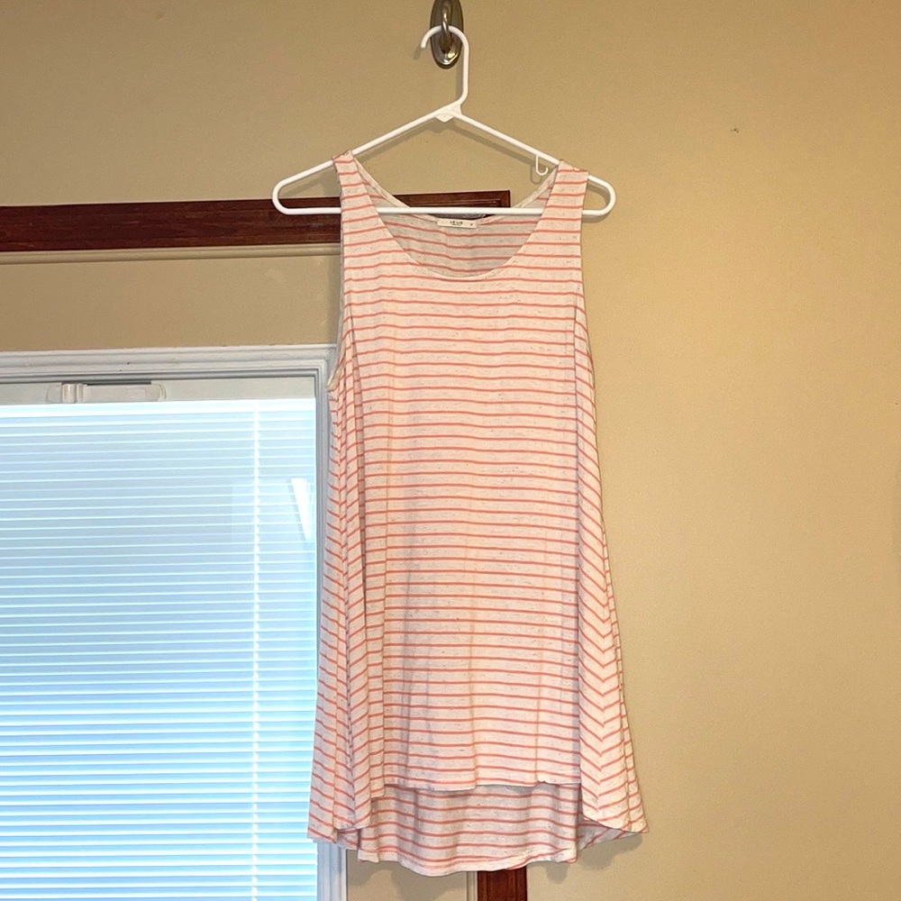 LE LIS Karl Swing Knit Top (L)